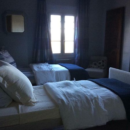 Le Mas Amore Bed and Breakfast Gassin Εξωτερικό φωτογραφία