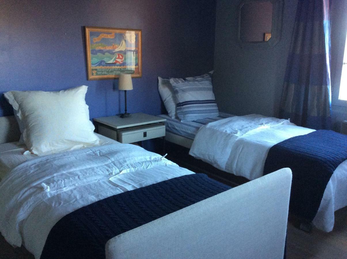 Le Mas Amore Bed and Breakfast Gassin Εξωτερικό φωτογραφία