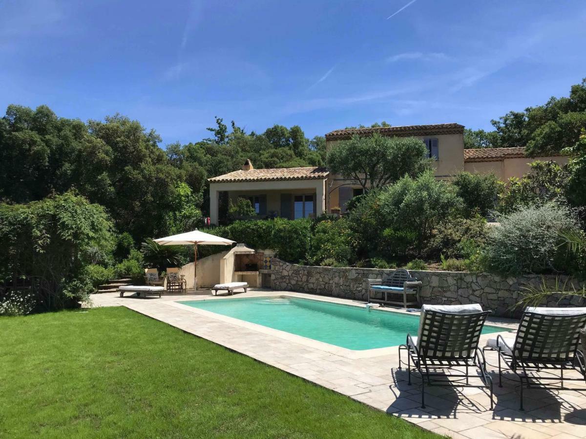 Le Mas Amore Bed and Breakfast Gassin Εξωτερικό φωτογραφία